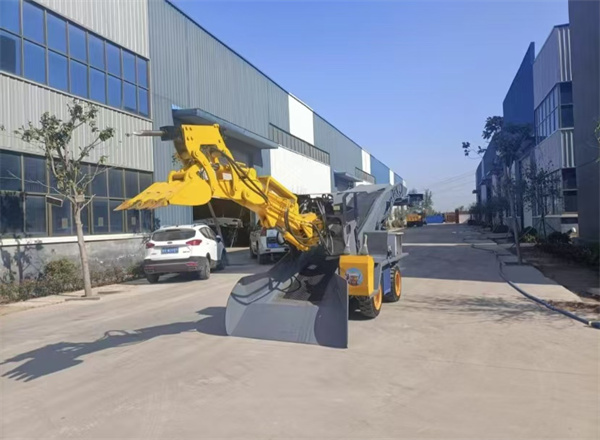 轮式皮带式挖掘式装载机出租